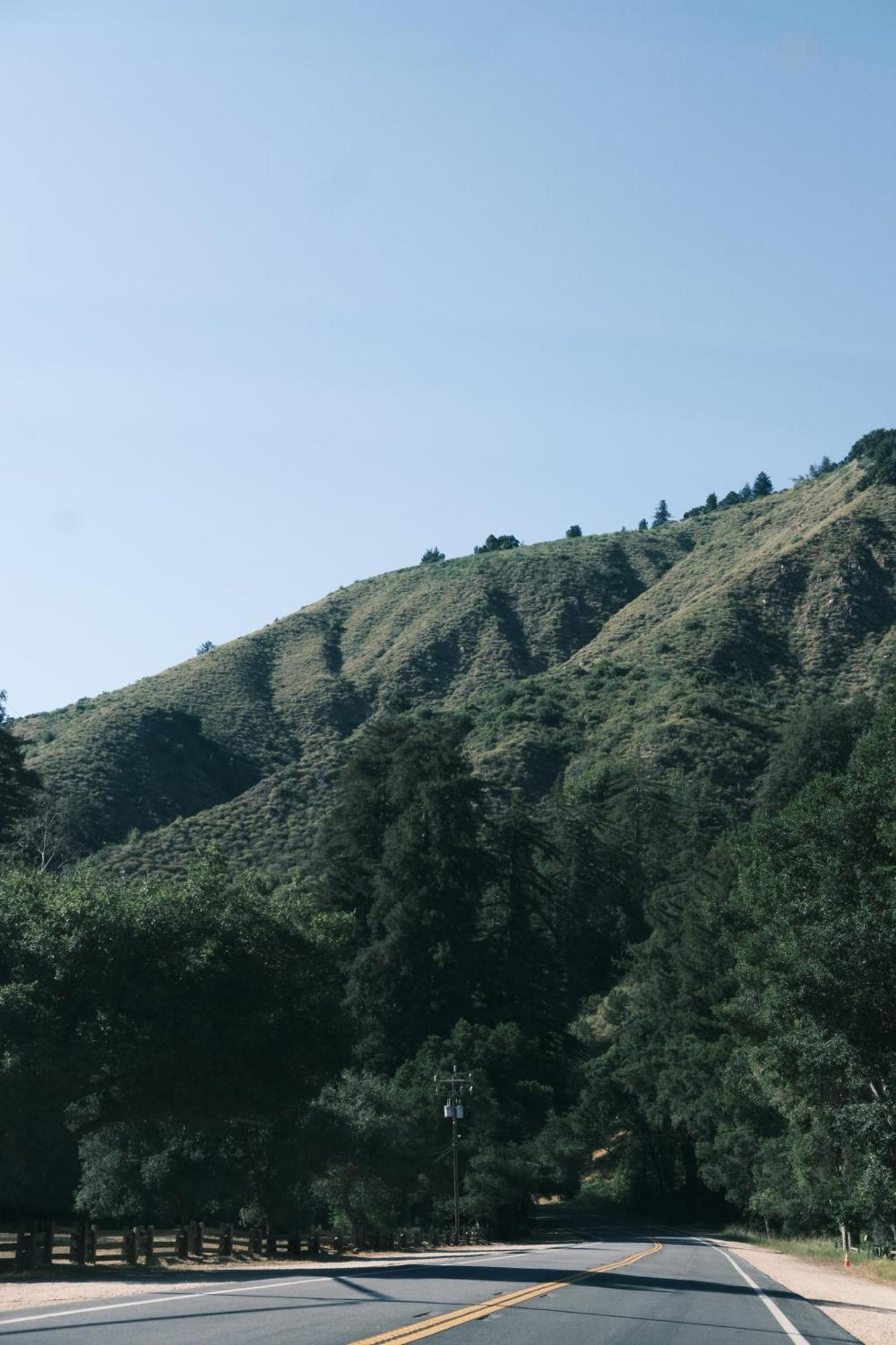 Jenner Inn Bagian luar foto
